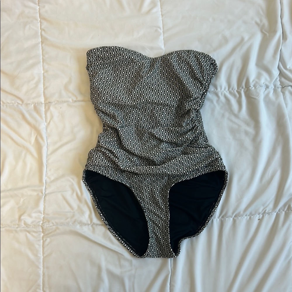 DKNY Black and White Strapless Swimsuit